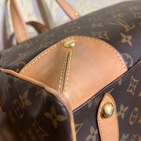 Louis Vuitton Retiro EUC. Comes with bag and receipt - Picture 12 of 17
